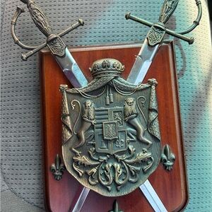 Coats Of arms Panoply Wall Plaque Vintage With Swords